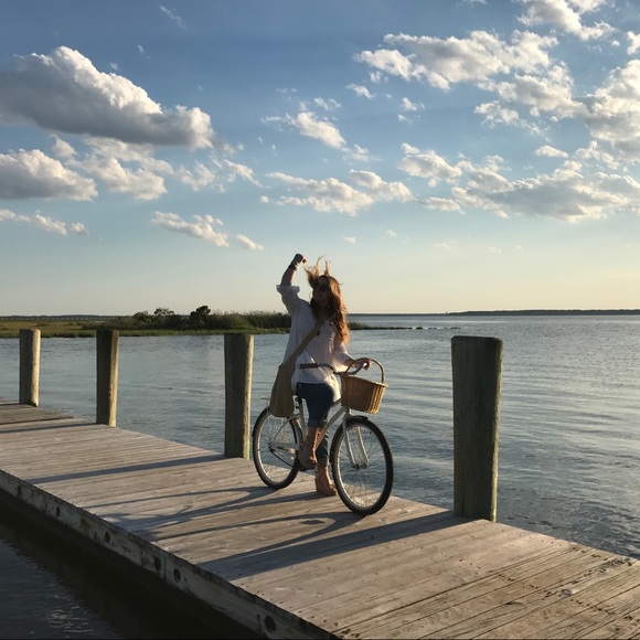 Meet your Posher, Kelley - Picture 1 of 1